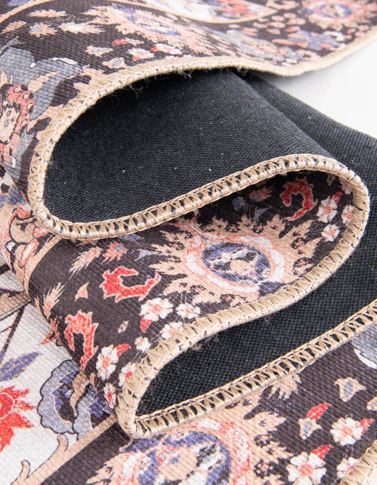 Detail image of  2' x 3' 1 Timeless Oval Rug