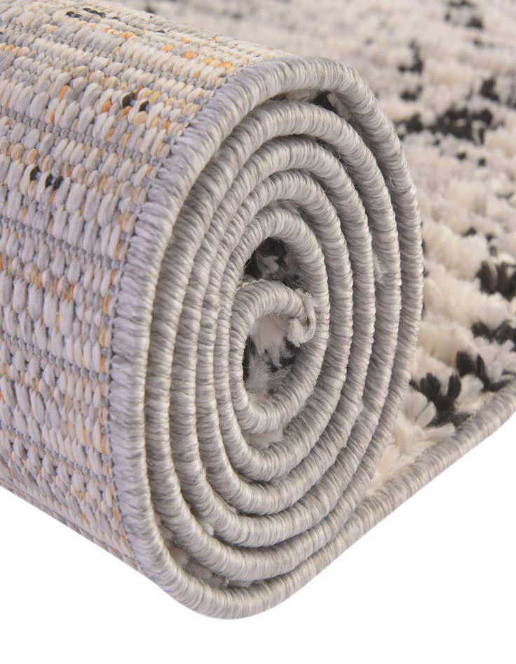 Detail image of  4' x 6' Tucson Oval Rug