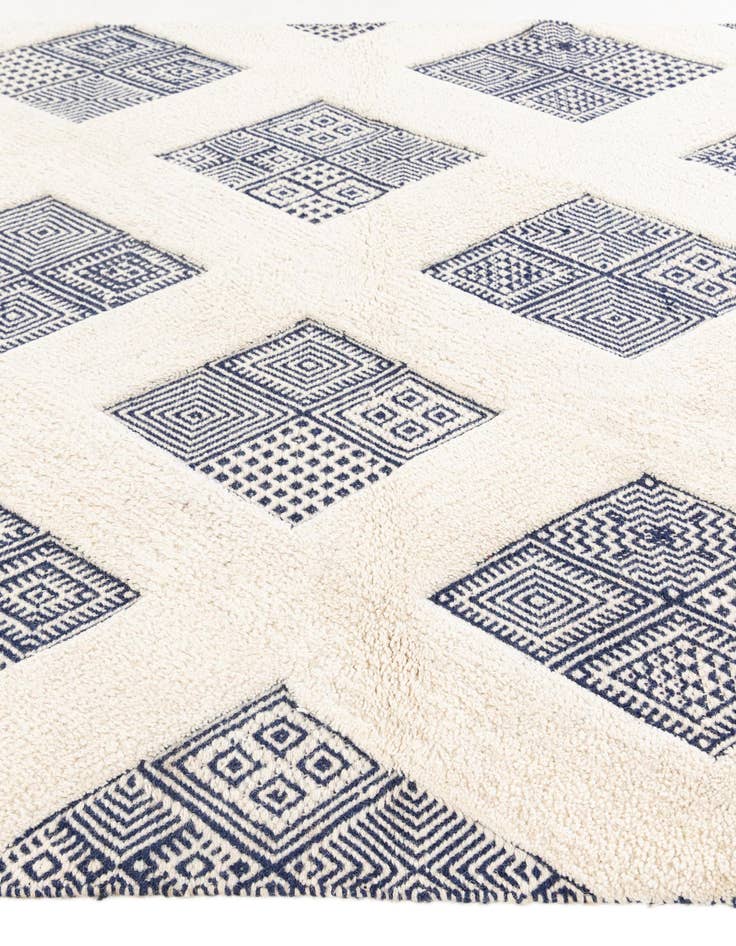 Detail image of  5' 2 x 8' 4  Hand Knotted  Rug