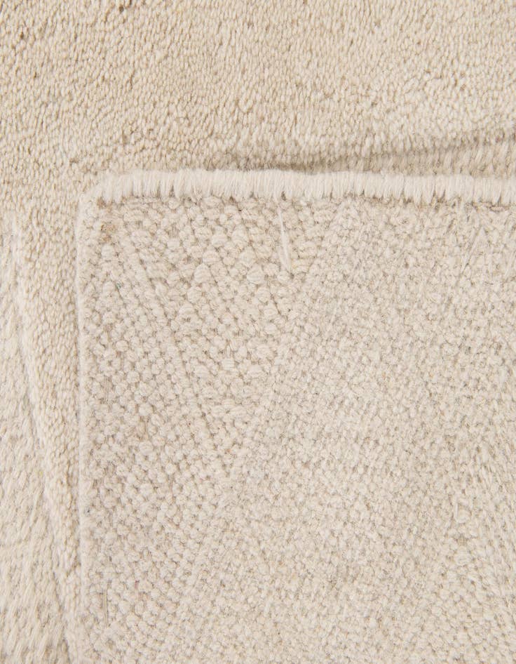 Detail image of  5' 2 x 8'  Hand Woven  Rug