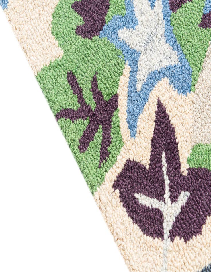 Detail image of  3' 1 x 5' Agra Rug