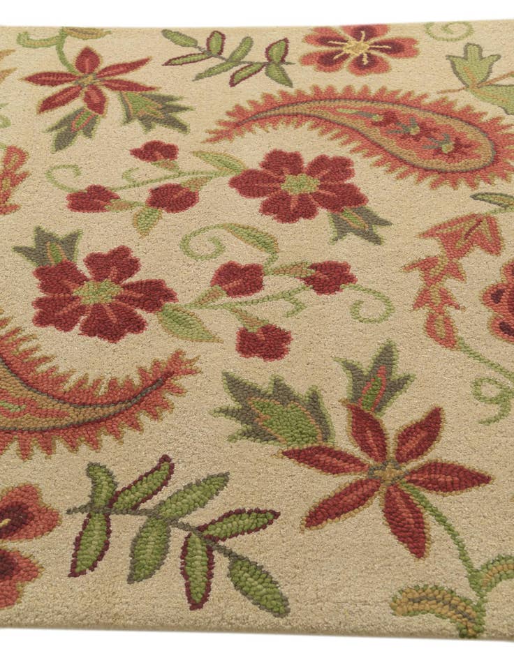 Detail image of  5' 1 x 7' 9 Agra Rug