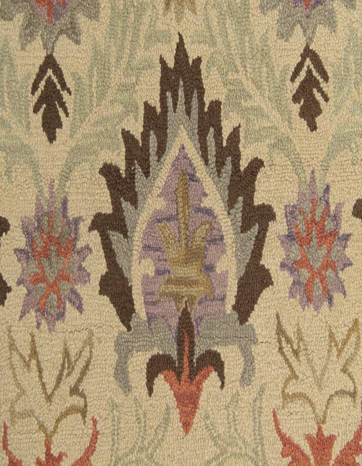 Detail image of  5' 1 x 8' Agra Wool Rug