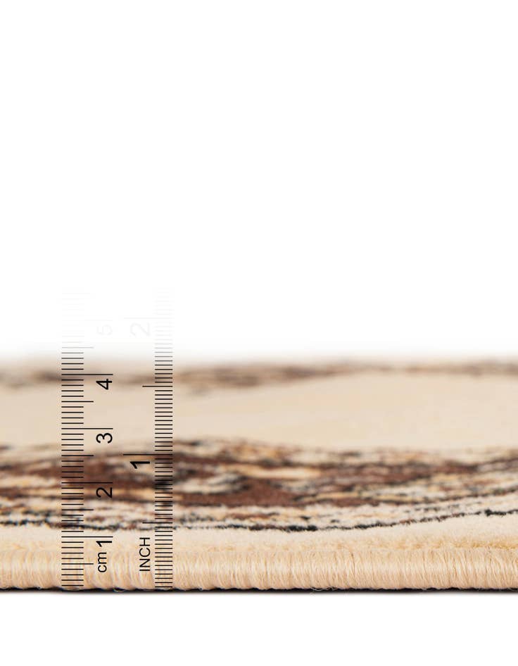 Detail image of  6' x 9' Amaya Rug