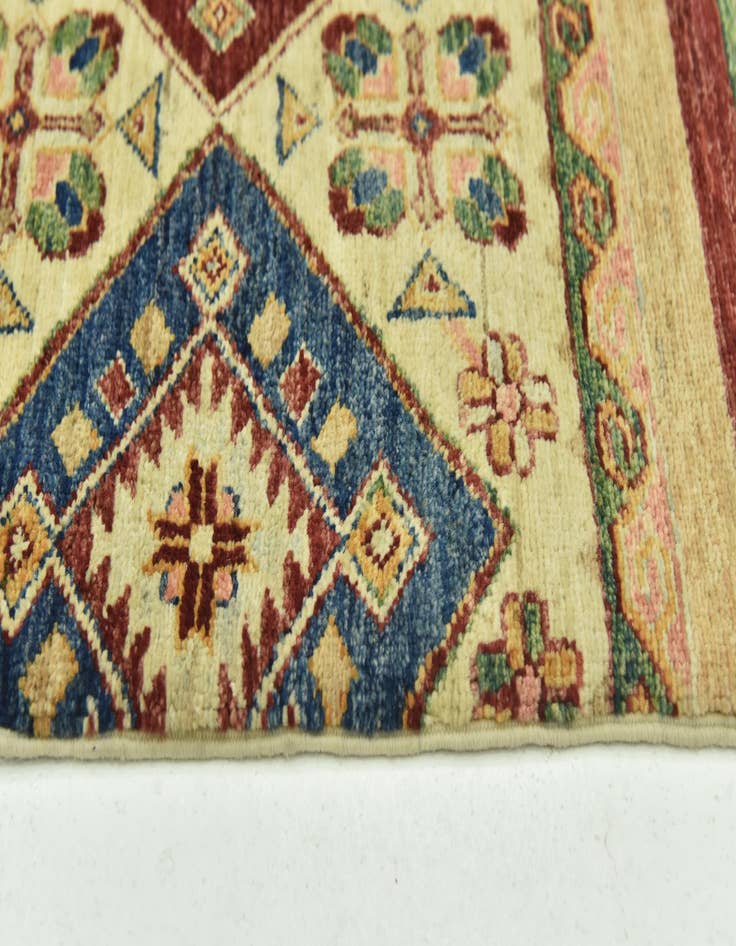 Detail image of  4' 1 x 5' 8  Hand Knotted Ariana Ziegler Rug