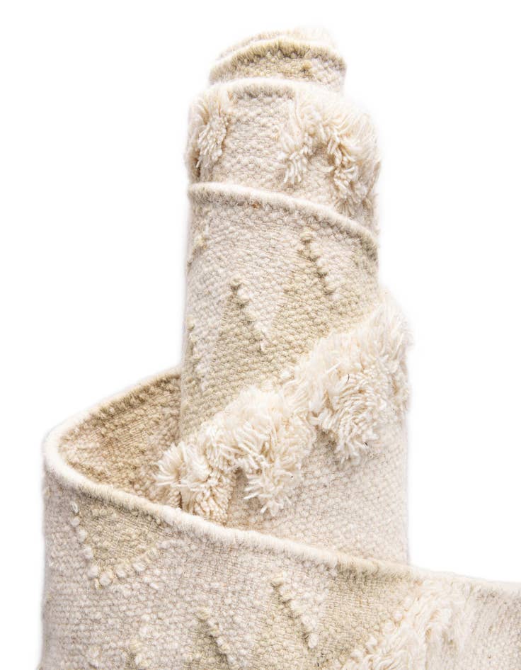 Detail image of  8' x 10'  Hand Woven Arizona Wool Rug