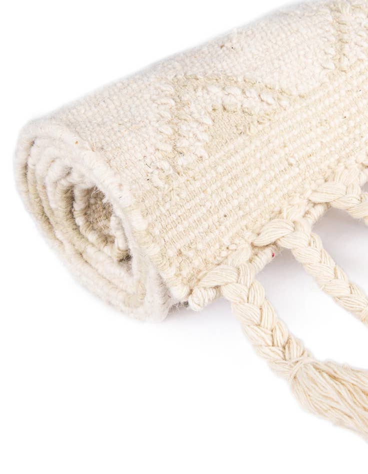 Detail image of  8' x 10'  Hand Woven Arizona Wool Rug