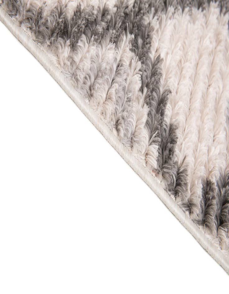 Detail image of  5' 3 x 7' 8 Athena Shag Rug