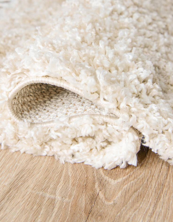 Detail image of 5' x 8' Athena Shag Rug