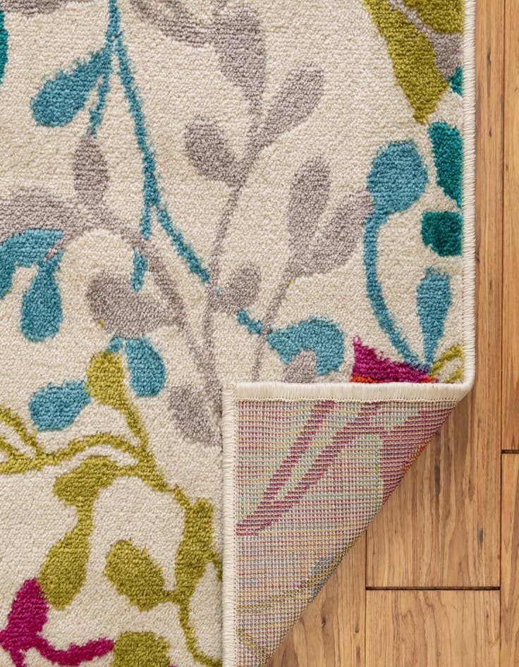 Detail image of  2' x 3' Azalea Rug
