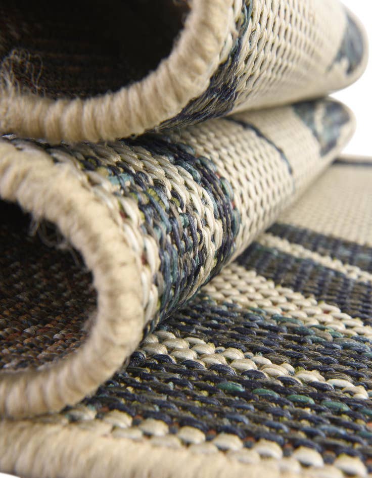 Detail image of  9' x 12'  Washable Baja Indoor / Outdoor Rug