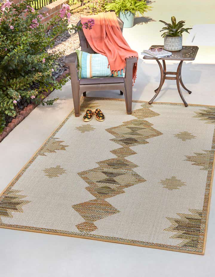 Ivory 4' x 6' Baja Indoor / Outdoor Rug | Rugs.com