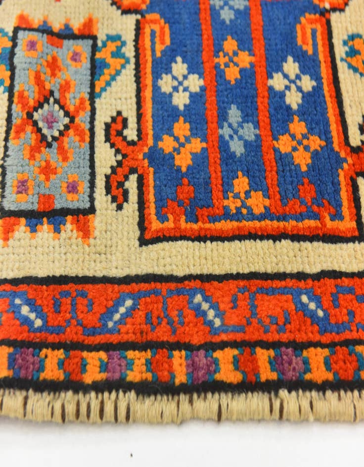 Detail image of  2' 9 x 4'  Hand Knotted Balouch Rug