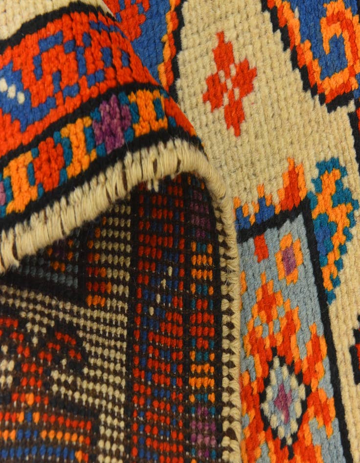 Detail image of  2' 9 x 4'  Hand Knotted Balouch Rug