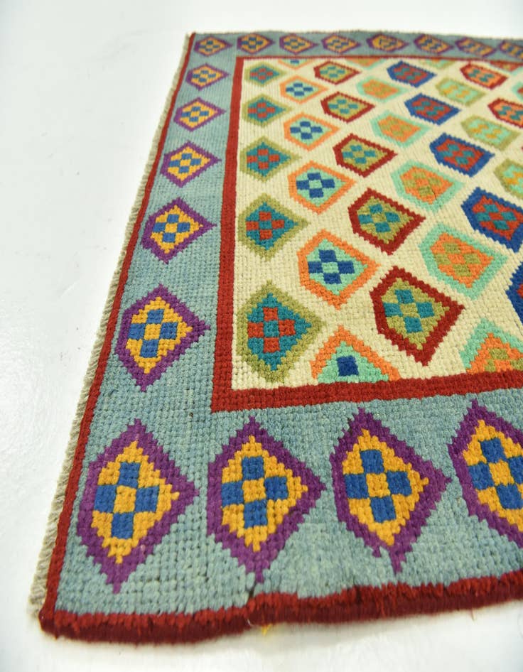 Detail image of  2' 9 x 4'  Hand Knotted Balouch Rug