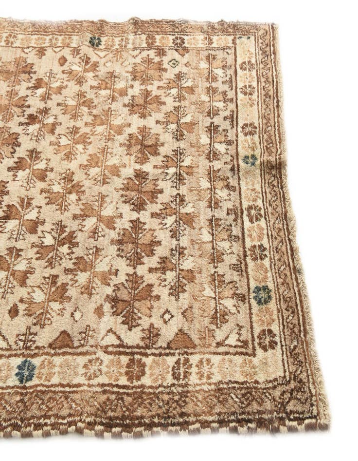 Detail image of  4' 4 x 5' 7  Hand Knotted Balouch Wool Rug