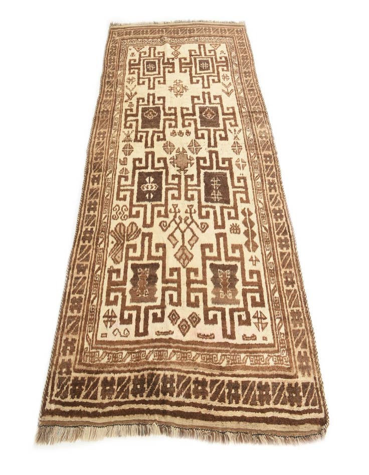 Detail image of  4' 10 x 9'  Hand Knotted Balouch Wool Rug