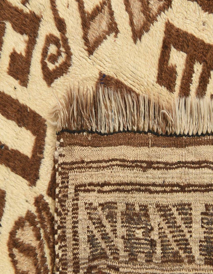 Detail image of  4' 10 x 9'  Hand Knotted Balouch Wool Rug