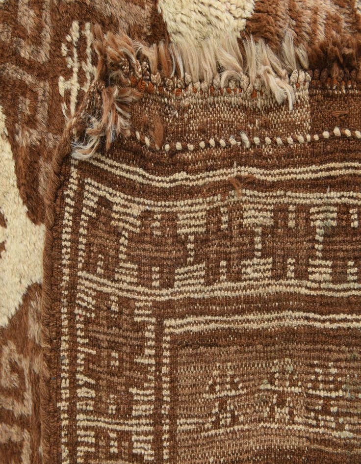 Detail image of  5' 4 x 9' 8  Hand Knotted Balouch Wool Rug