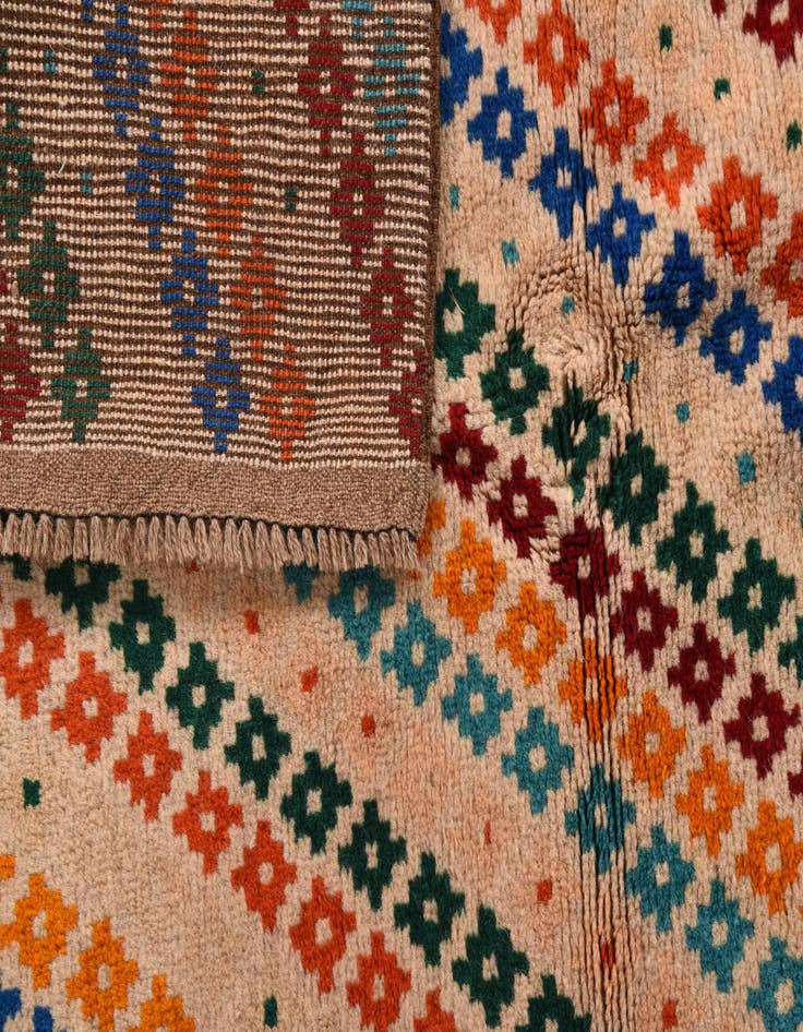 Detail image of  4' x 6'  Hand Knotted Balouch Wool Rug