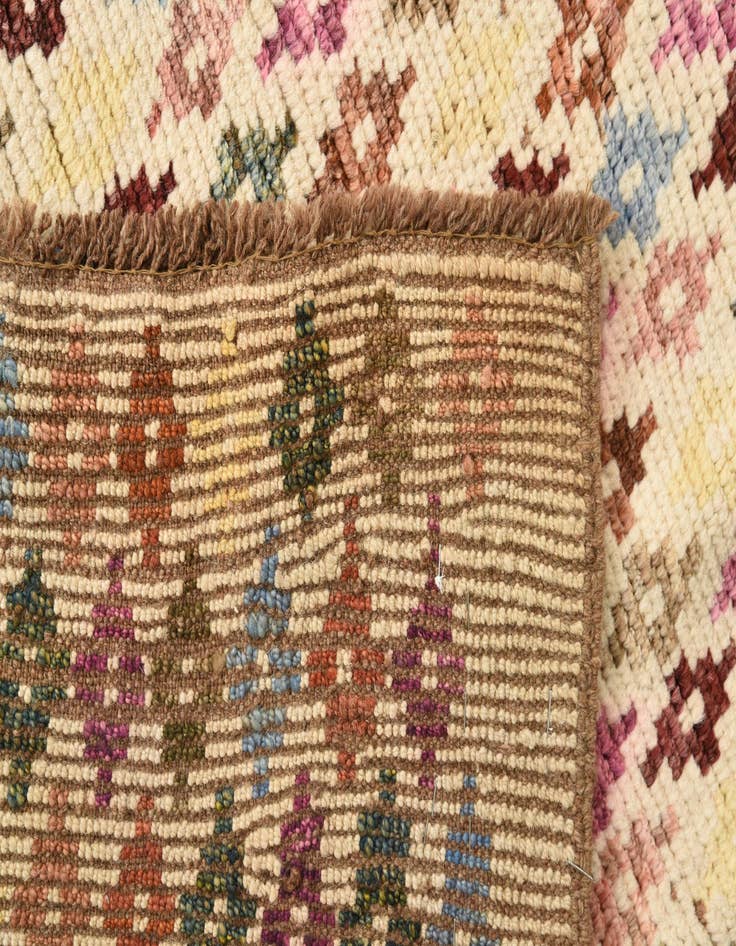 Detail image of  3' 2 x 4' 5  Hand Knotted Balouch Wool Rug