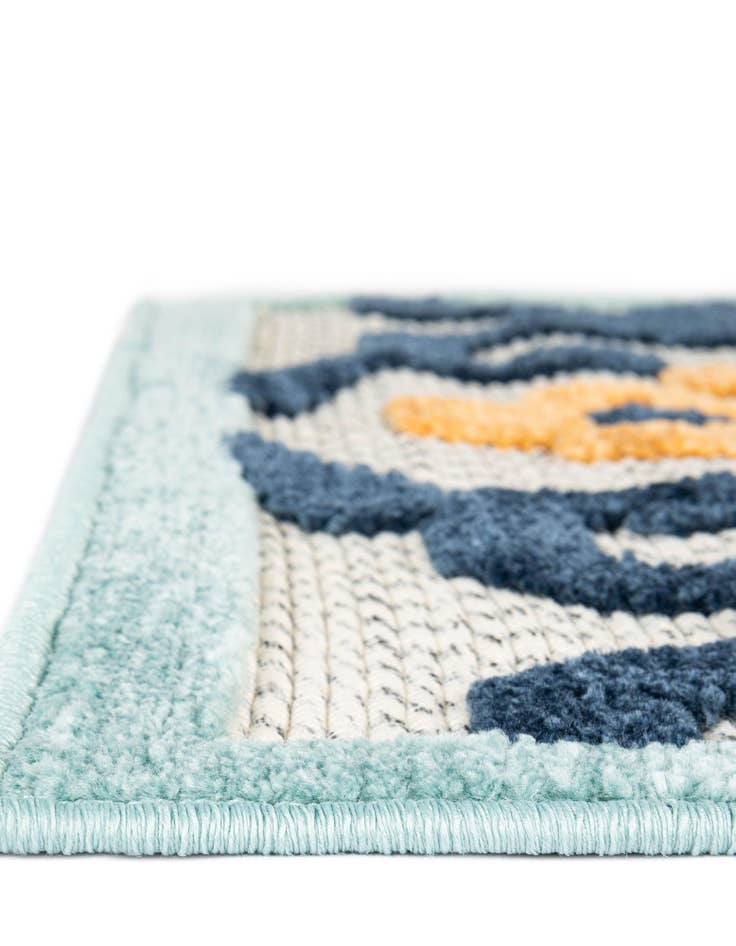 Detail image of  6' x 9'  Washable Belize Indoor / Outdoor Rug