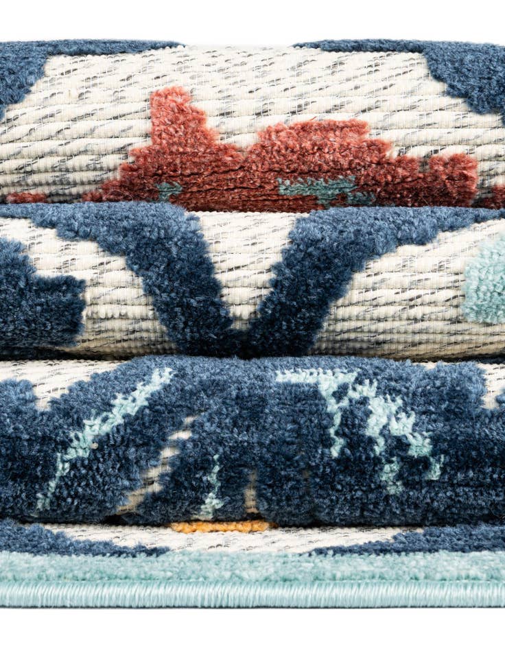 Detail image of  6' x 9'  Washable Belize Indoor / Outdoor Rug