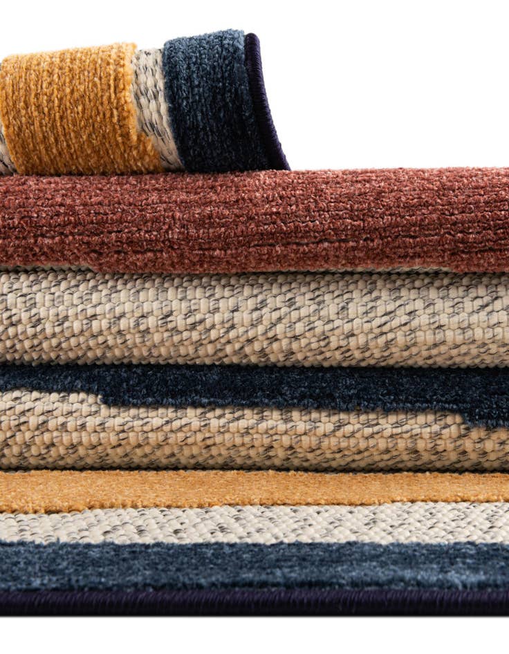 Detail image of  7' x 10'  Washable Belize Indoor / Outdoor Rug