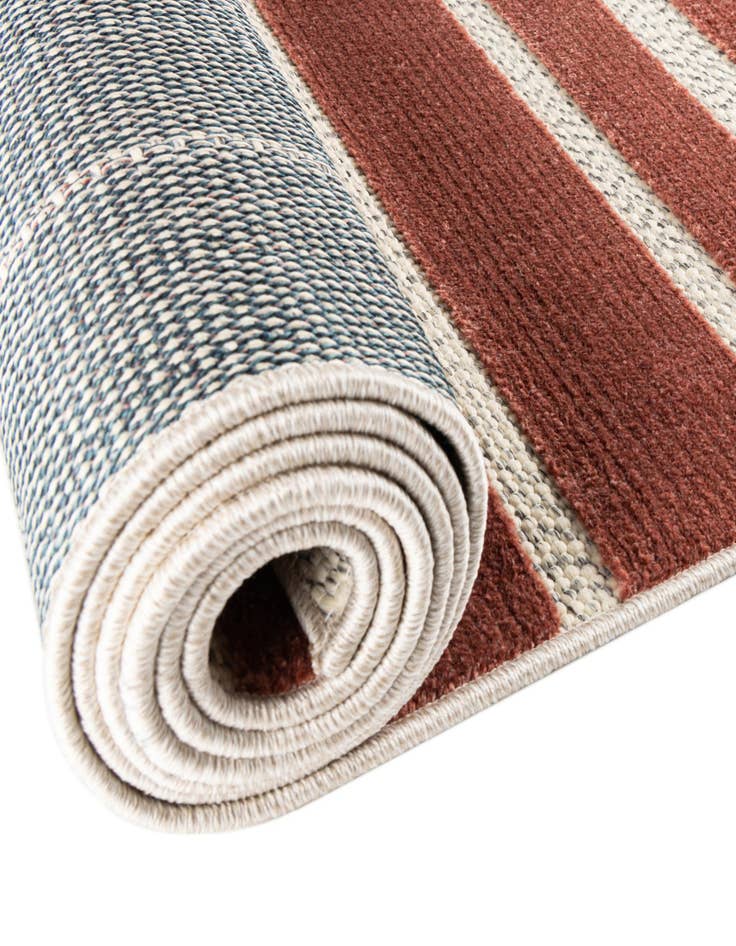 Detail image of  7' x 10'  Washable Belize Indoor / Outdoor Rug