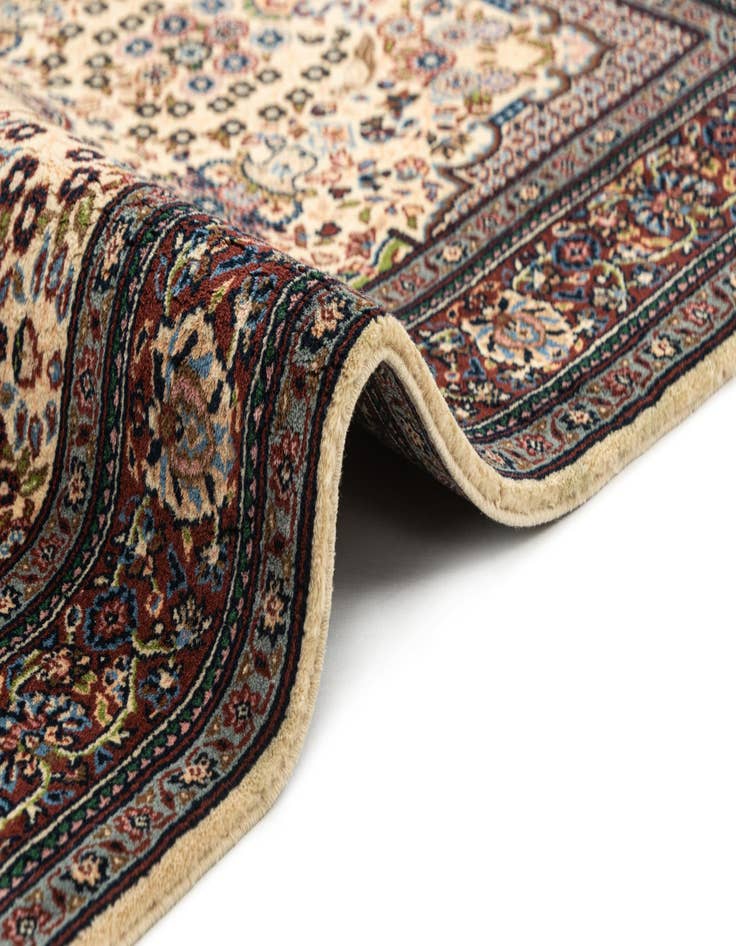 Detail image of  3' x 5' 2  Hand Knotted Bidjar Oriental Wool Rug