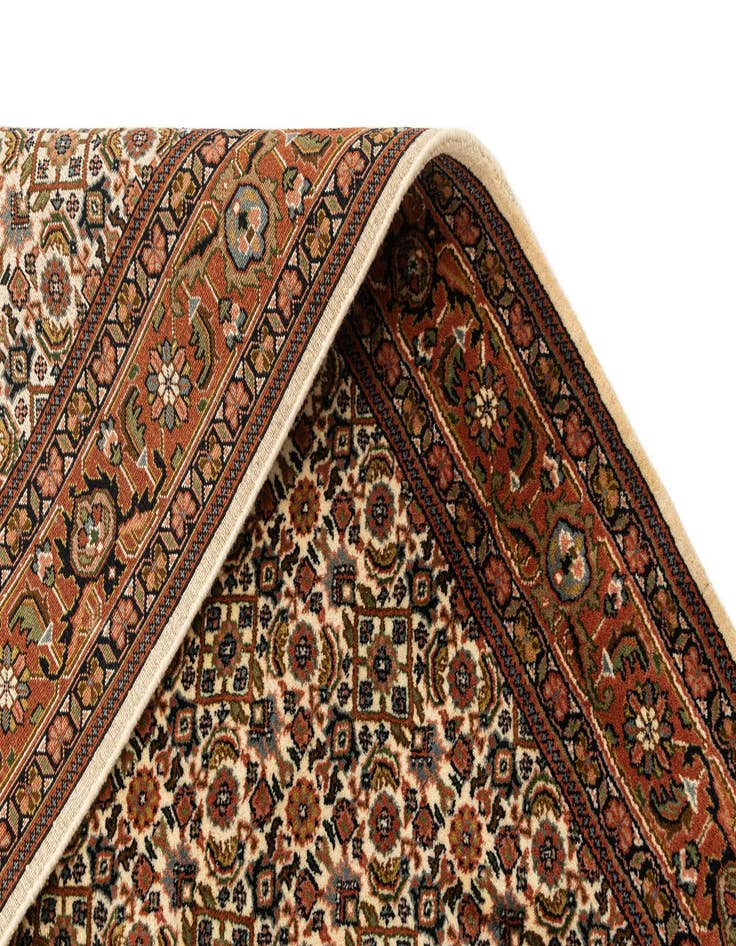 Detail image of  4' 9 x 6' 4  Hand Knotted Bidjar Oriental Wool Rug