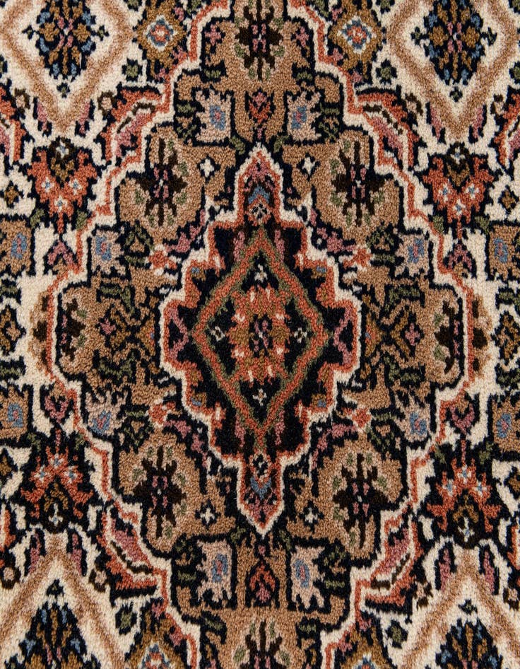 Detail image of  3' x 5' 5  Hand Knotted Bidjar Wool Rug