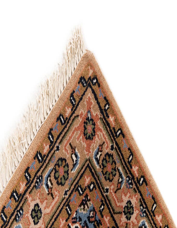 Detail image of  3' x 5' 5  Hand Knotted Bidjar Wool Rug