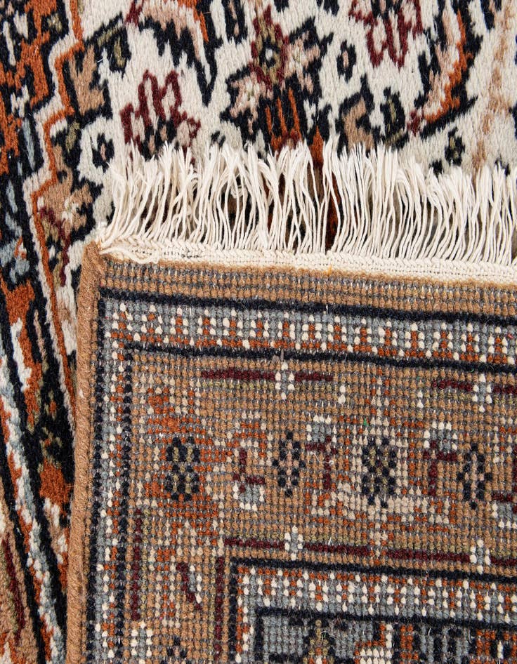Detail image of  2' 5 x 4' 7  Hand Knotted Bidjar Oriental Wool Rug