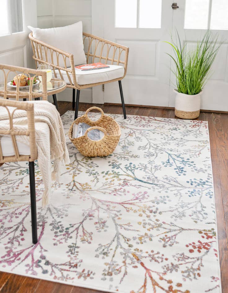 Detail image of  2' x 3' Blossom Rug