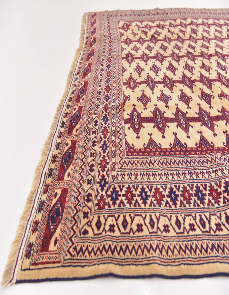 Detail image of 7' 5 x 10' 3 Hand Knotted Bokhara Oriental Wool Rug