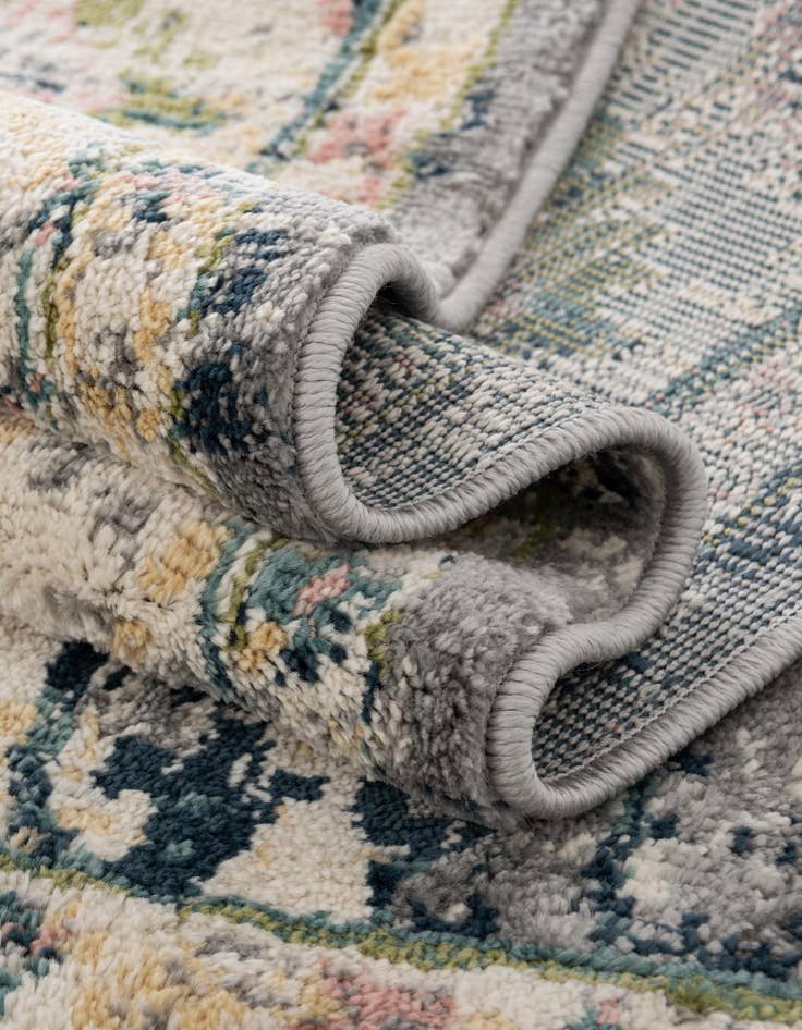 Detail image of  4' x 6' Charleston Rug