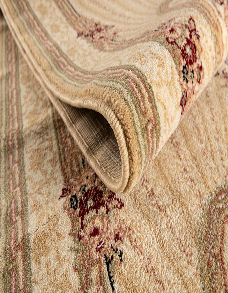 Detail image of  2' 8 x 68' Chateau Rug