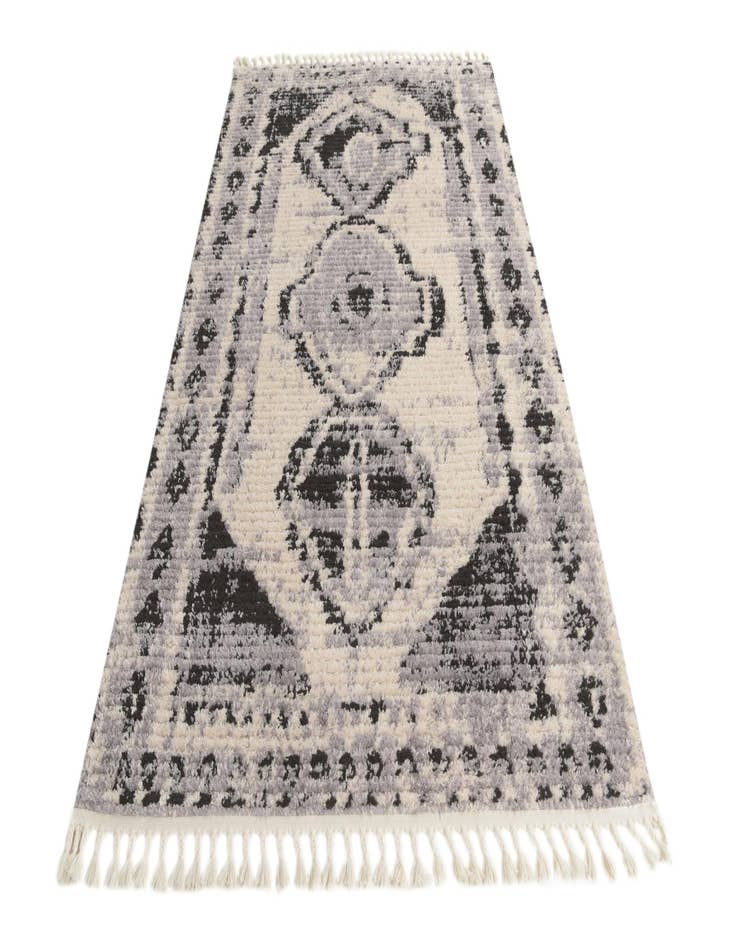 Detail image of  5' x 8' 2 Cherokee Rug