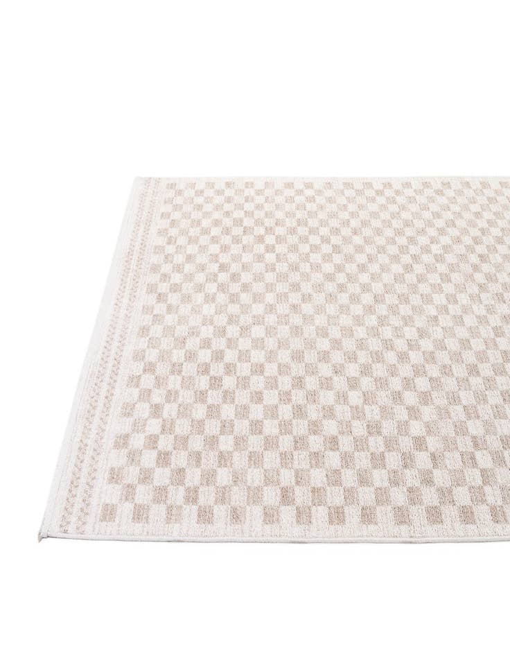 Detail image of  5' 3 x 7' 9 Cherokee Rug