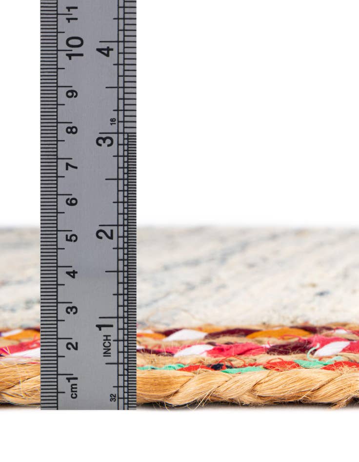 Detail image of  4' 1 x 5'  Hand Braided Chindi Jute Rug