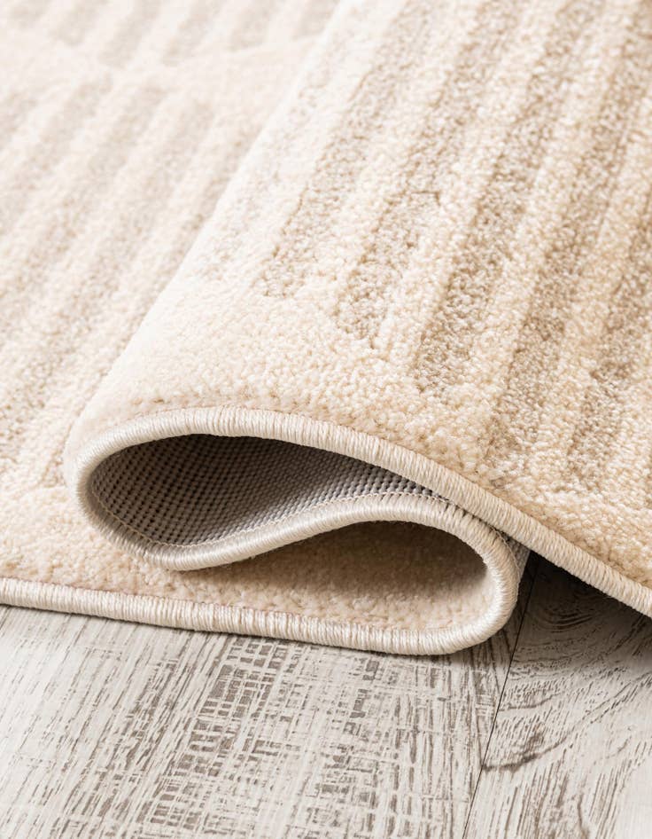 Detail image of  4' x 6' Contour Rug