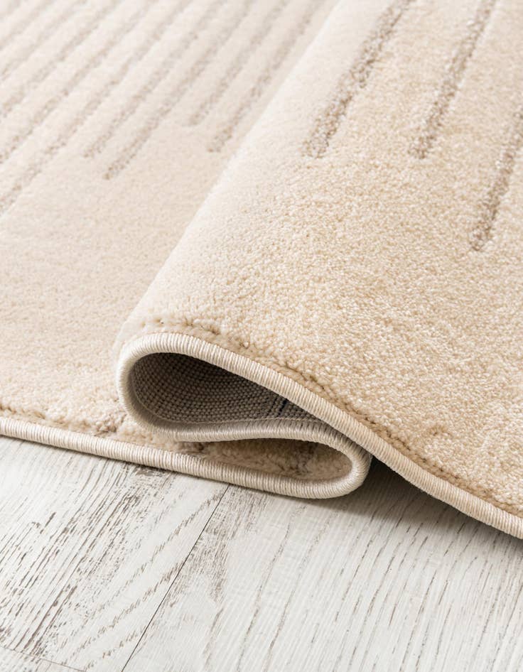 Detail image of  5' x 8' Contour Rug