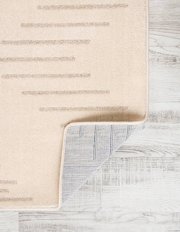 Detail image of  5' x 8' Contour Rug