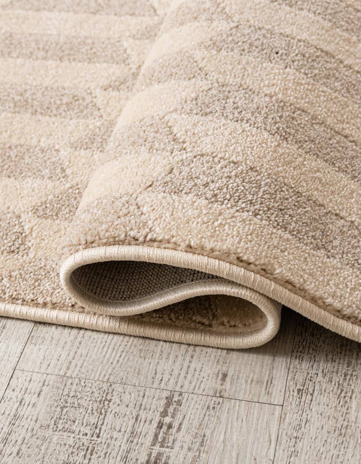 Detail image of  5' x 8' Contour Rug