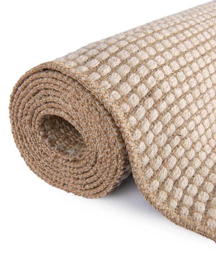 Detail image of  4' 1 x 6' 1 Cottage Farm Rug