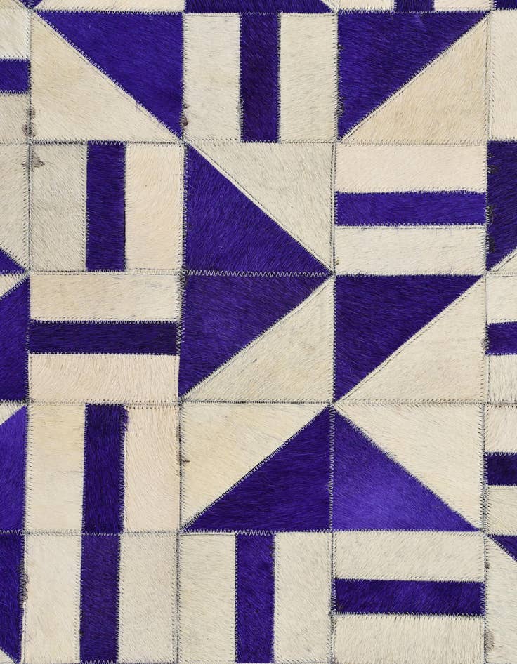 Detail image of  5' x 7' 10 Cowhide Rug