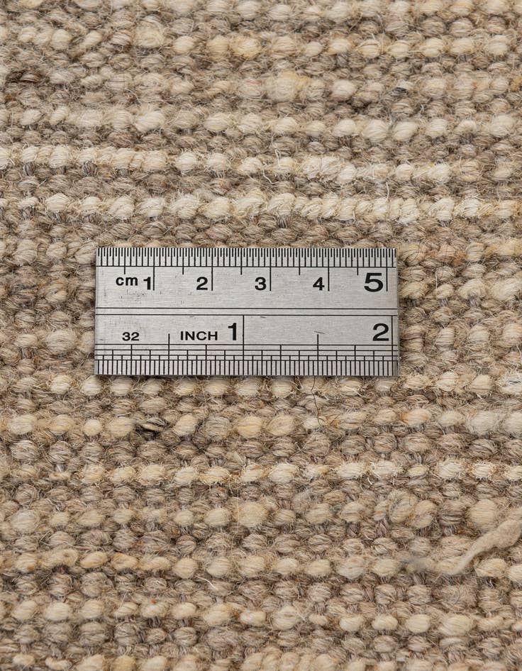 Detail image of  6' 8 x 9' 9  Hand Knotted Darya Wool Rug