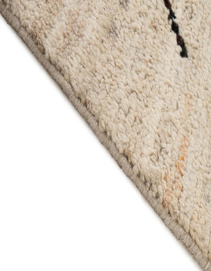 Detail image of  6' 8 x 9' 9  Hand Knotted Darya Wool Rug