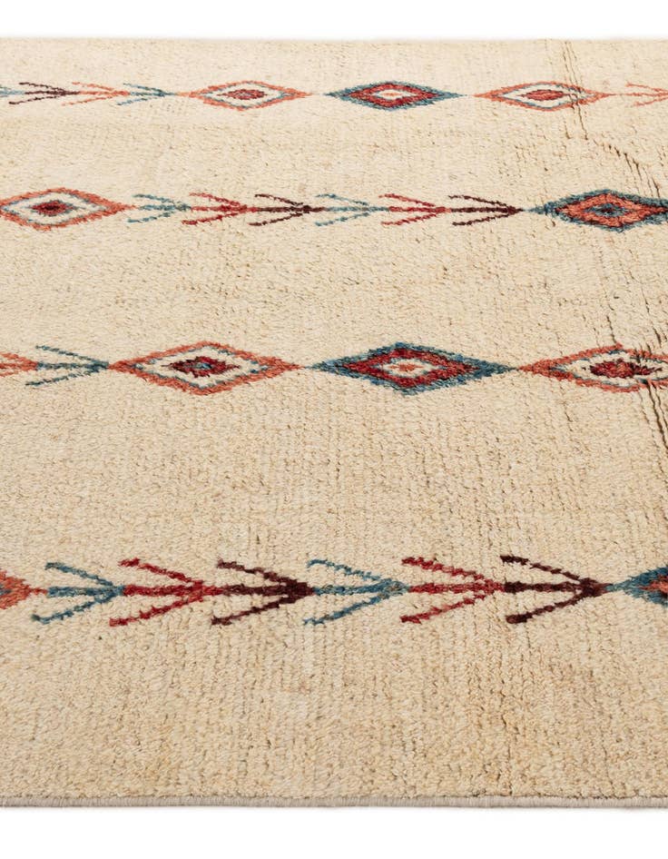 Detail image of  6' 8 x 9' 8  Hand Knotted Darya Wool Rug